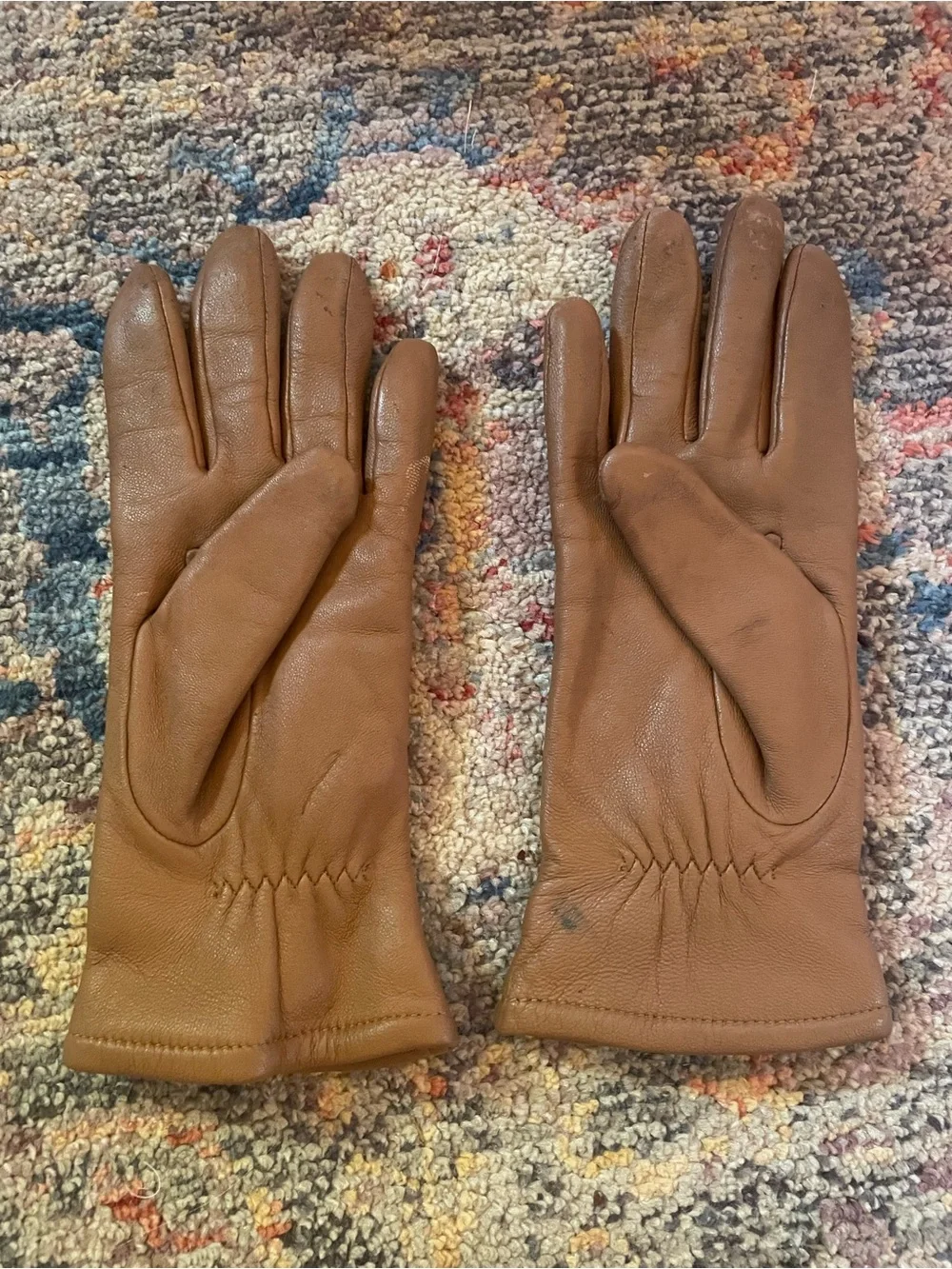 Fownes Tan Leather Gloves with Decorative Stitching
